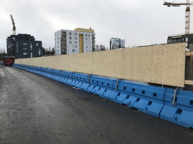 Concrete road barriers SD 860 blue