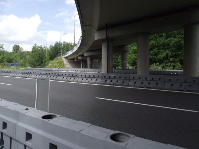 Concrete Road Barriers TSB SOFIBOX