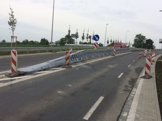 Concrete Road Barriers TSB SOFIBOX